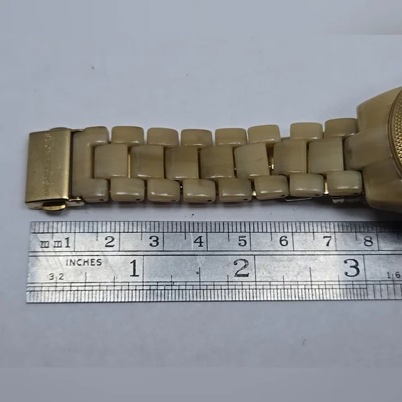 Womens Michael Kors Horn Day Date Watch Gold Tone Resin Jet Set 37mm New Battery - Picture 8 of 9